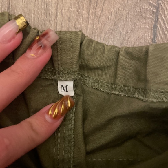 Army green parachute pants - Picture 2 of 3